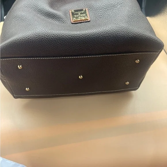 Dooney and Bourke Pebble Grain Large Zip Barlow Small Coin Case NWT Brown Tmoro - Picture 8 of 9